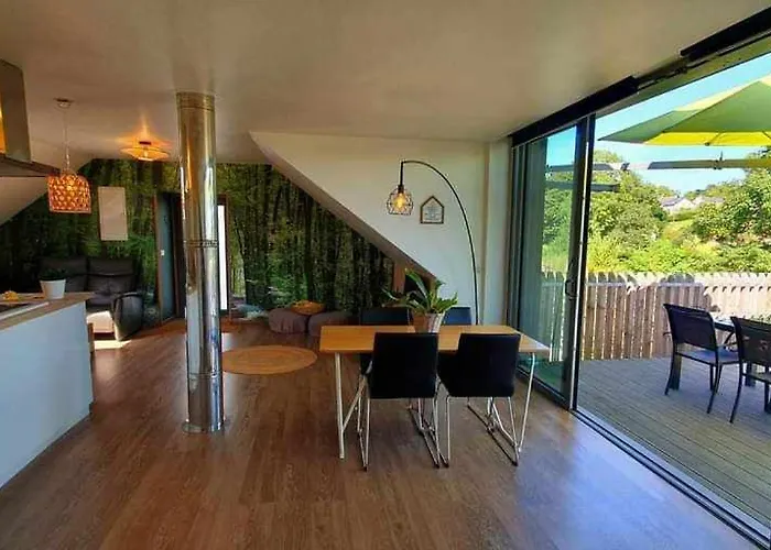 La Maison Du Sabotier * Custinne